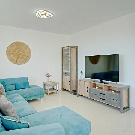 Ii-2 By Interhome Apartment *